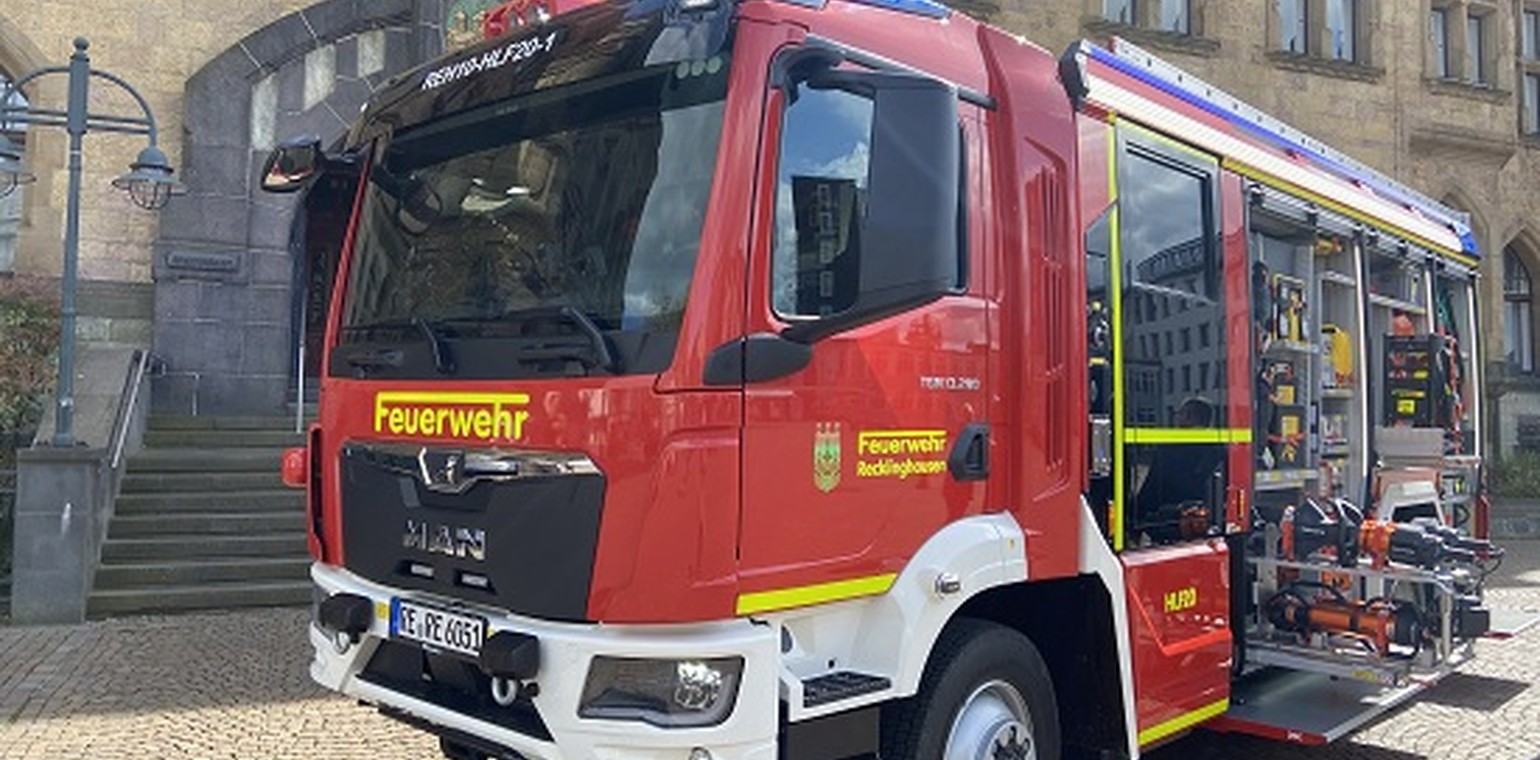 Feuerwehr Recklinghausen warnt vor Hitzefolgen: Autos, Flüssigkeitshaushalt und Brandgefahr im Fokus