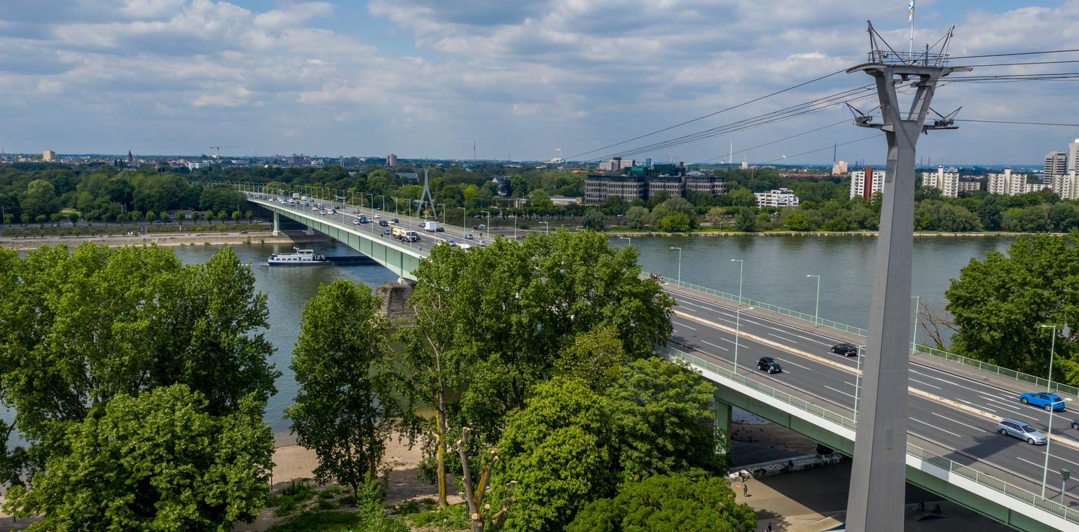 Köln schaltet feste Geschwindigkeitsmessungen auf der Zoobrücke ein