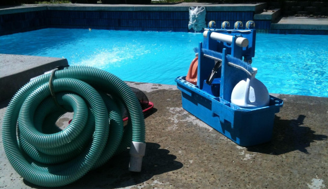 Pool reinigen: ein umfassender Leitfaden für die Poolpflege