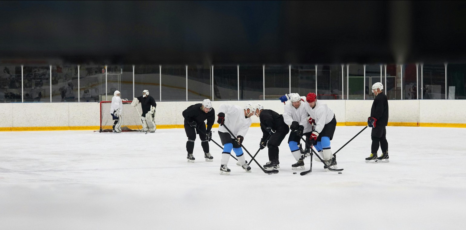 Sechs Eishockeytalente aus Köln bei den Olympischen Winterspielen in Mailand und Cortina