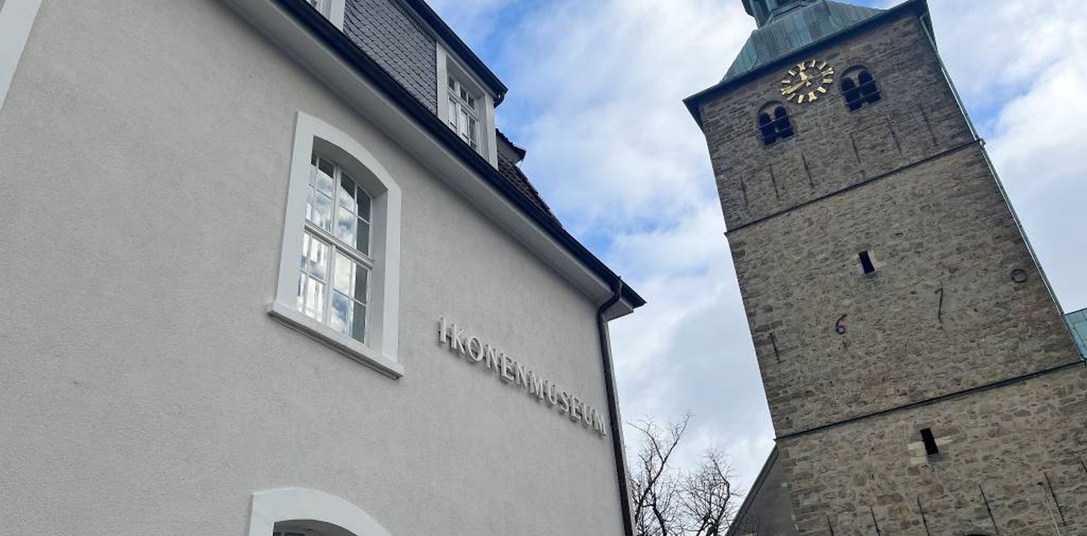 Workshop im Ikonenmuseum untersucht Vorbilder und lässt Kinder eigene Ikonen gestalten
